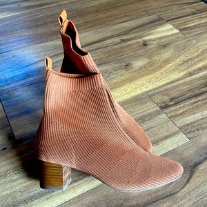 Joie Neely Knit Sweater Pull On Ankle Boots